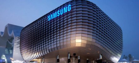 “Samsung”dan iki qatlanan smartfon gəlir