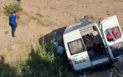 Goranboyda fəhlələri daşıyan avtobus AŞDI -